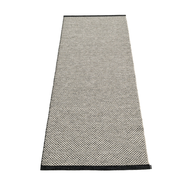 Pappelina - Effi Teppich (70 cm) | black