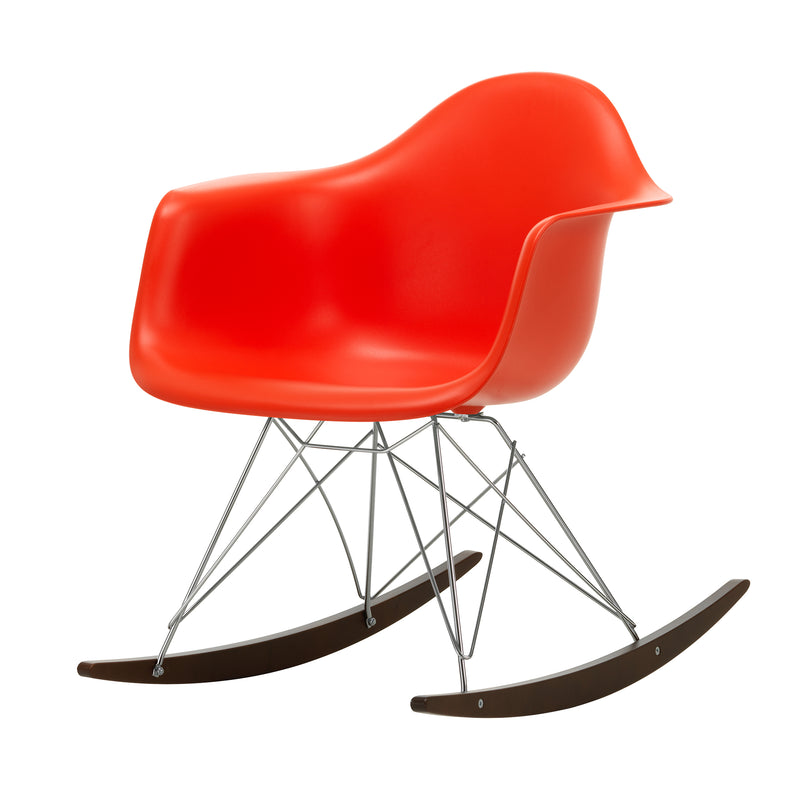 Vitra - Eames Plastic Armchair RAR | Kufen Ahorn dunkel / poppy red RE / verchromt