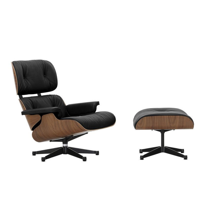 Vitra - Lounge Chair & Ottoman | Leder Premium F 66 nero / Nussbaum natur / poliert / Seiten schwarz