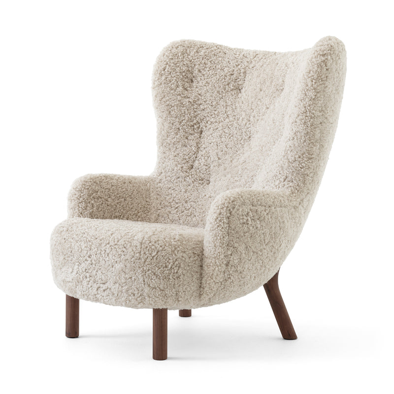 &Tradition - Petra Lounge Chair VB3 | sheepskin moonlight / Walnuss