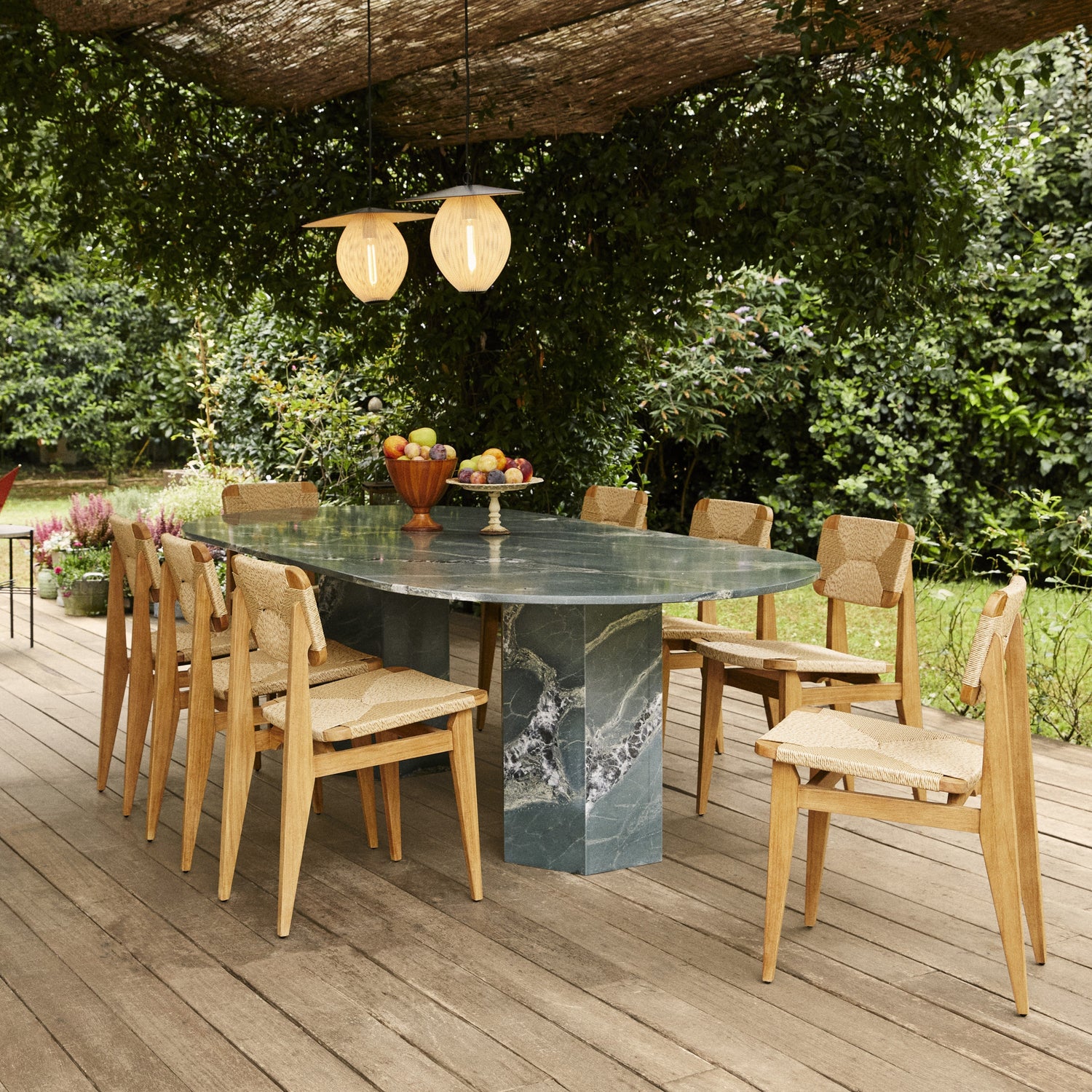 Die Gartenmöbel-Trends & Outdoor-Accessoires 2026