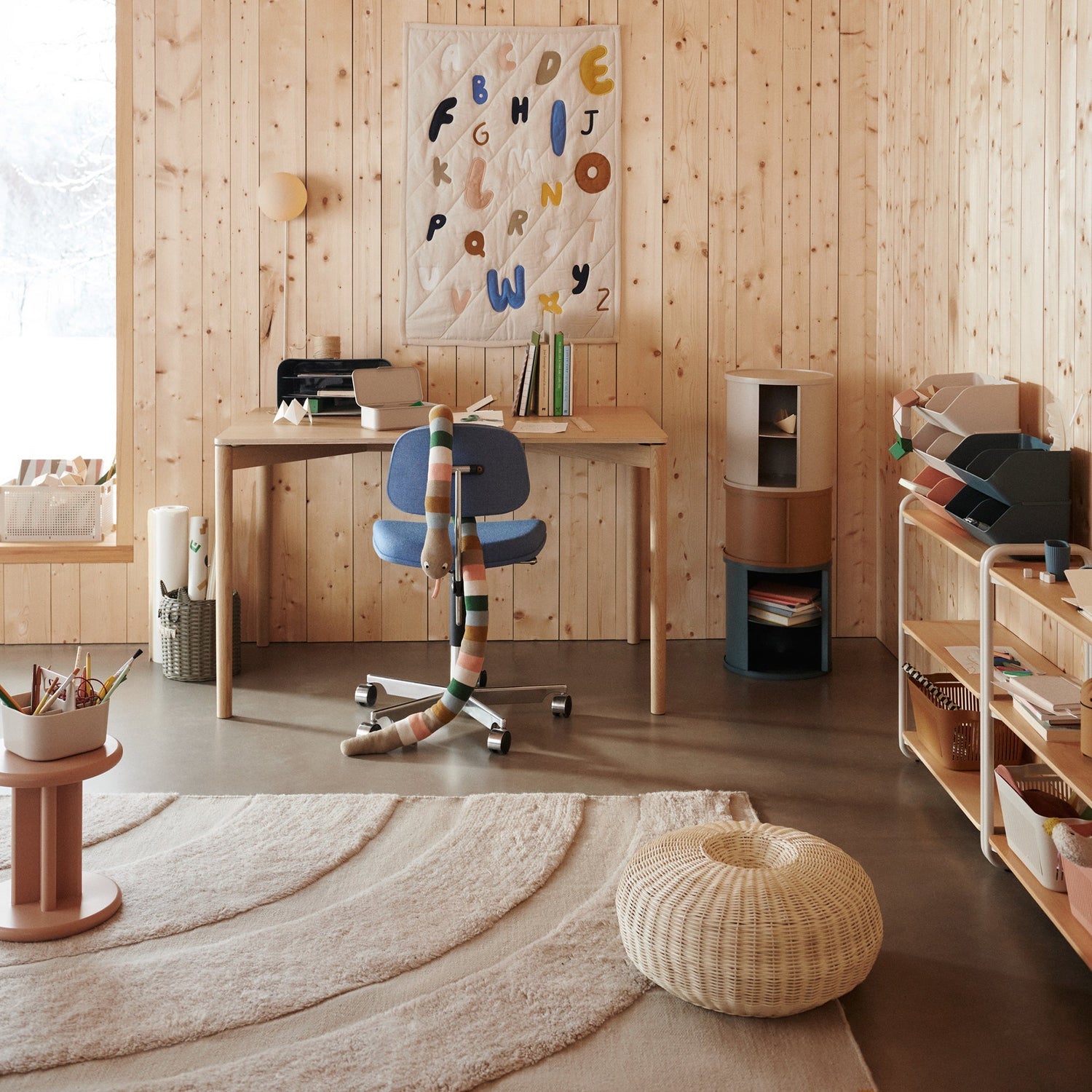 Vitra - Lounge Chair &amp; Ottoman
