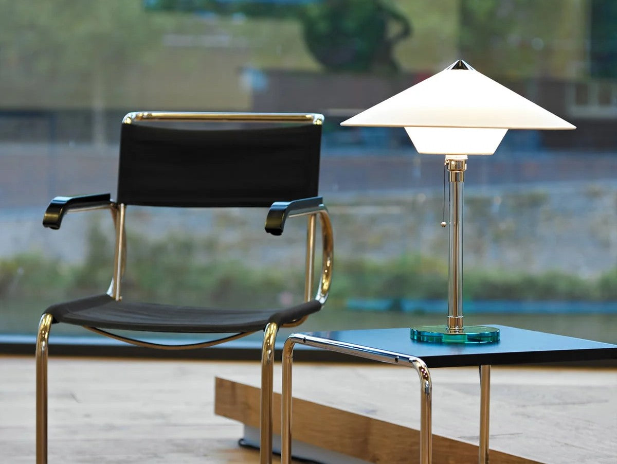 https://cdn.shopify.com/s/files/1/0959/1760/5208/files/Plank-Myto-outdoor-1.jpg?v=1787130732