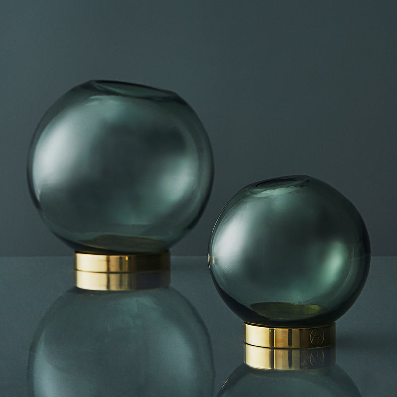 AYTM - Globe Vase