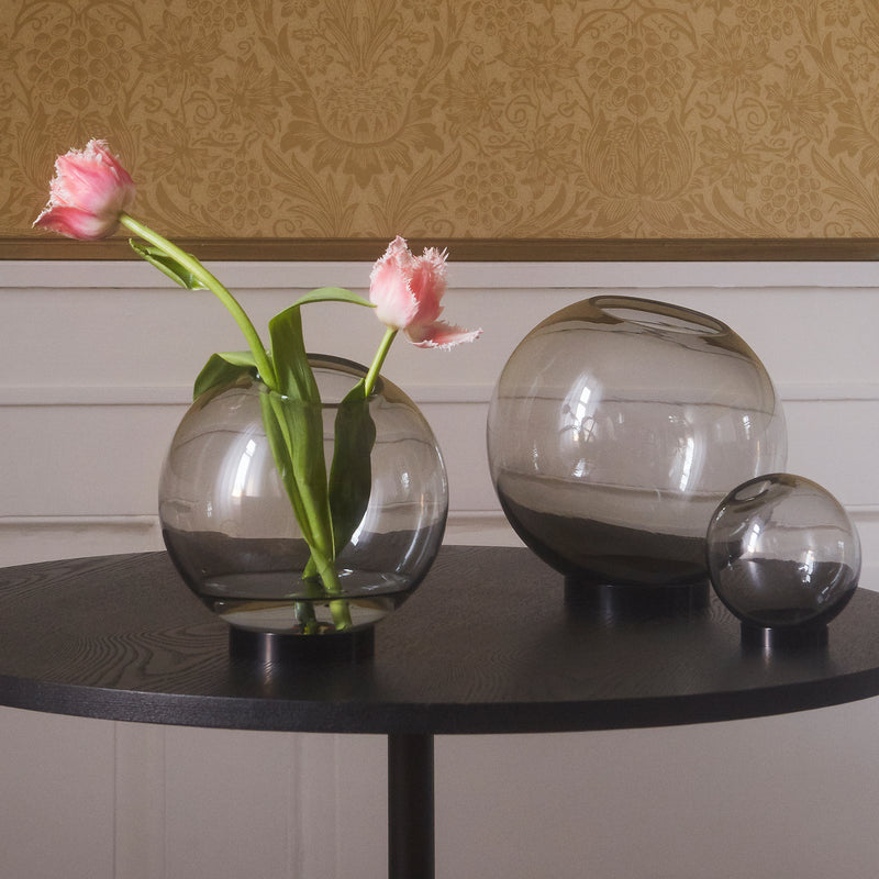 AYTM - Globe Vase