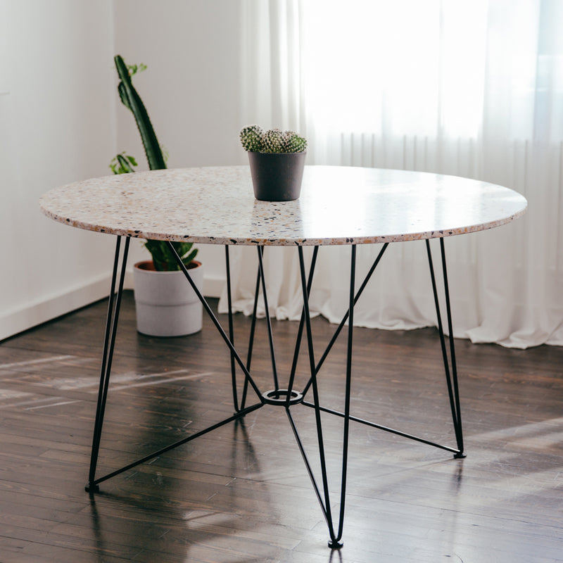 Acapulco Design - The Ring Table