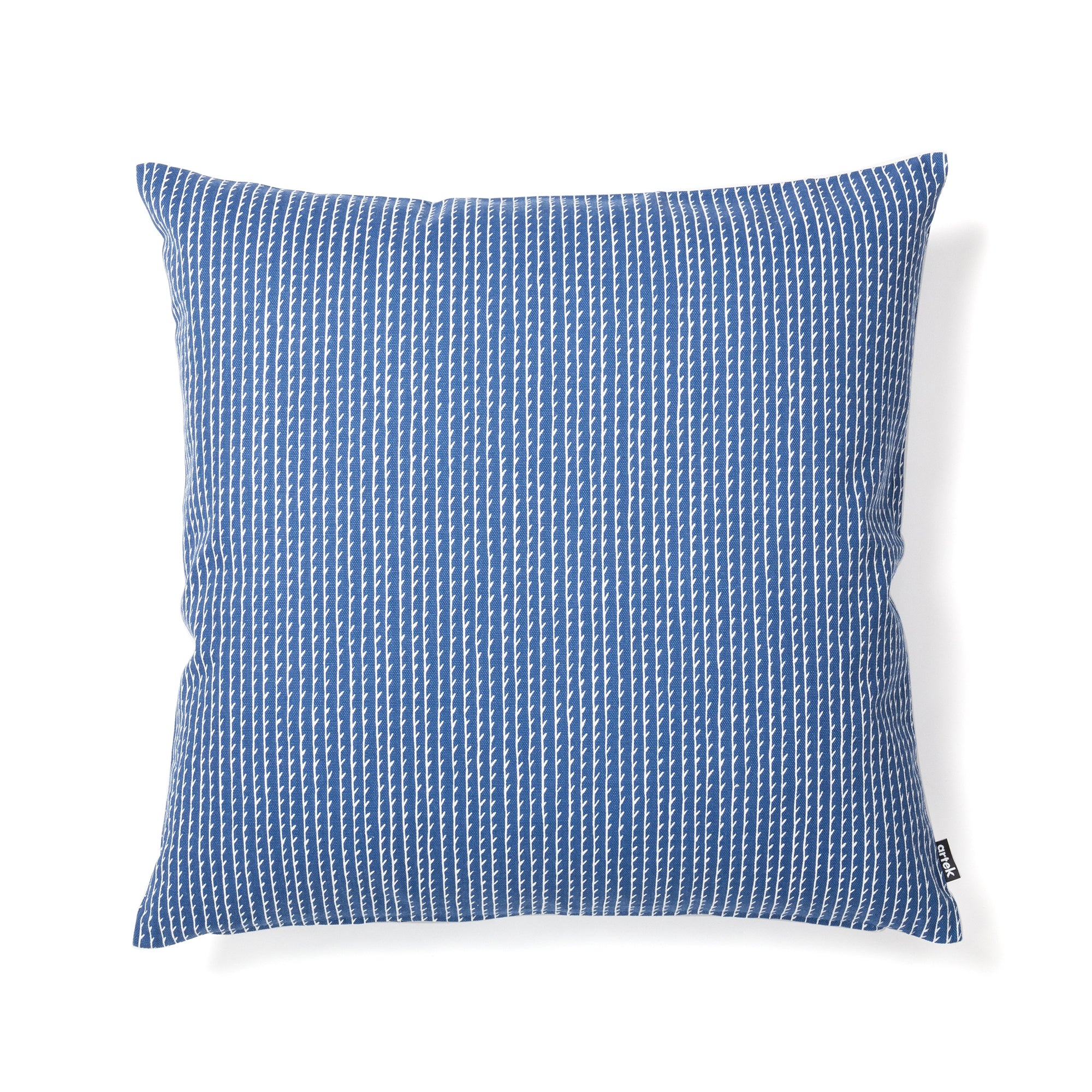 Artek - Rivi Kissenbezug | 50 x 50 cm / blau/weiß