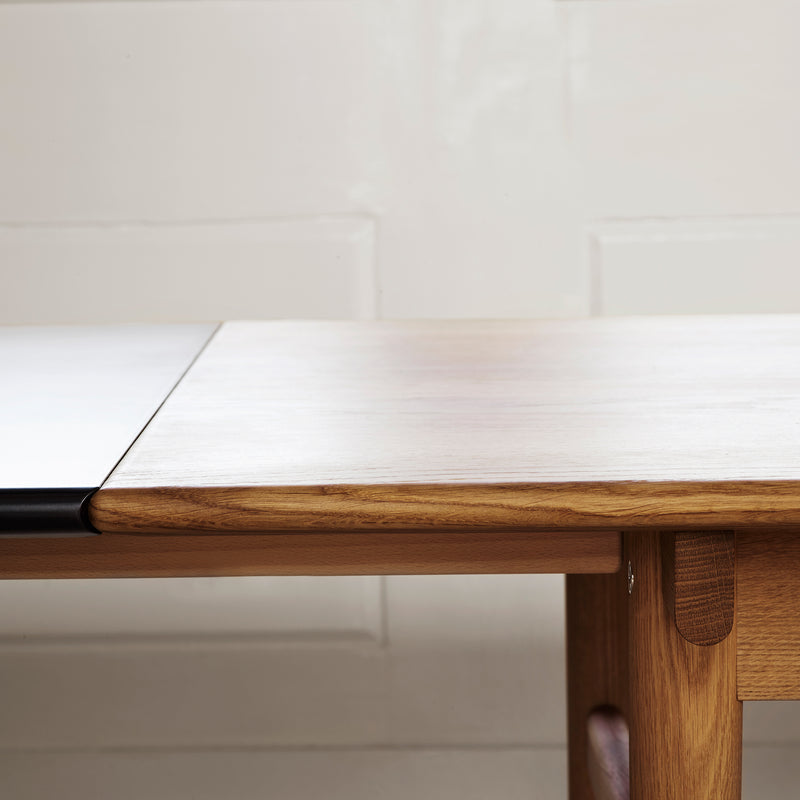 Carl Hansen - CH327 Esstisch