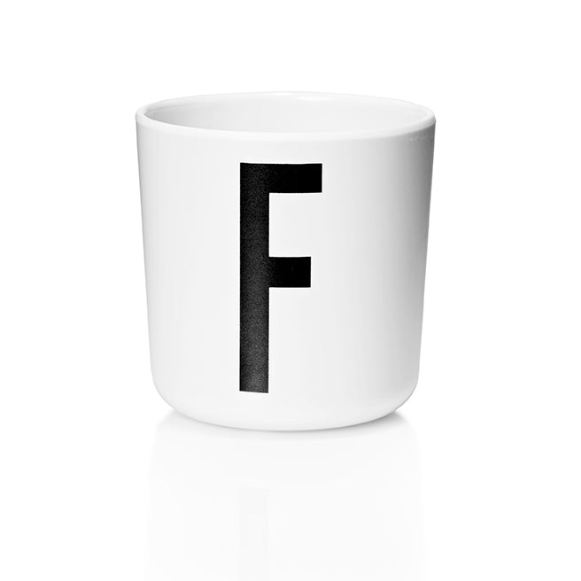 Design Letters - AJ Ecozen Becher | F