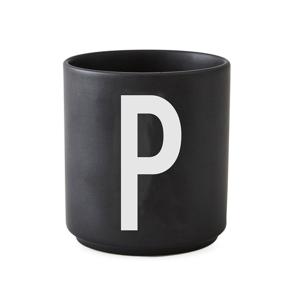Design Letters - AJ Porzellan Becher | P / schwarz
