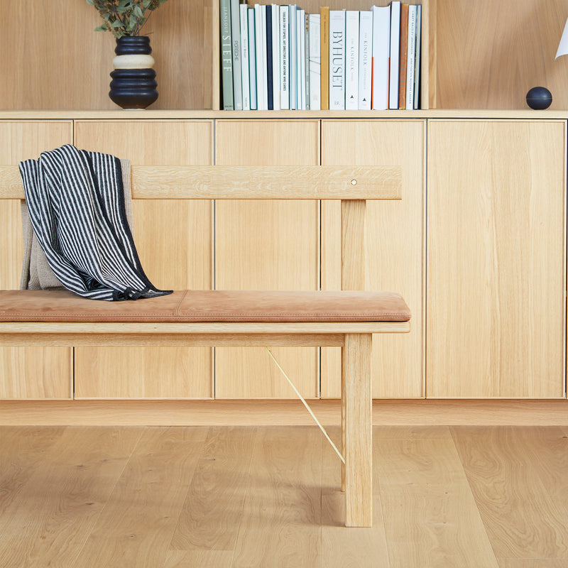 Form &amp; Refine - Position Sitzbank 155
