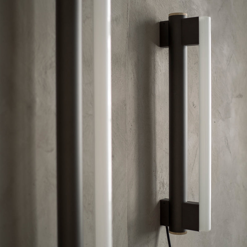 Frama - Eiffel Wandleuchte 500 | single / Gunmetal