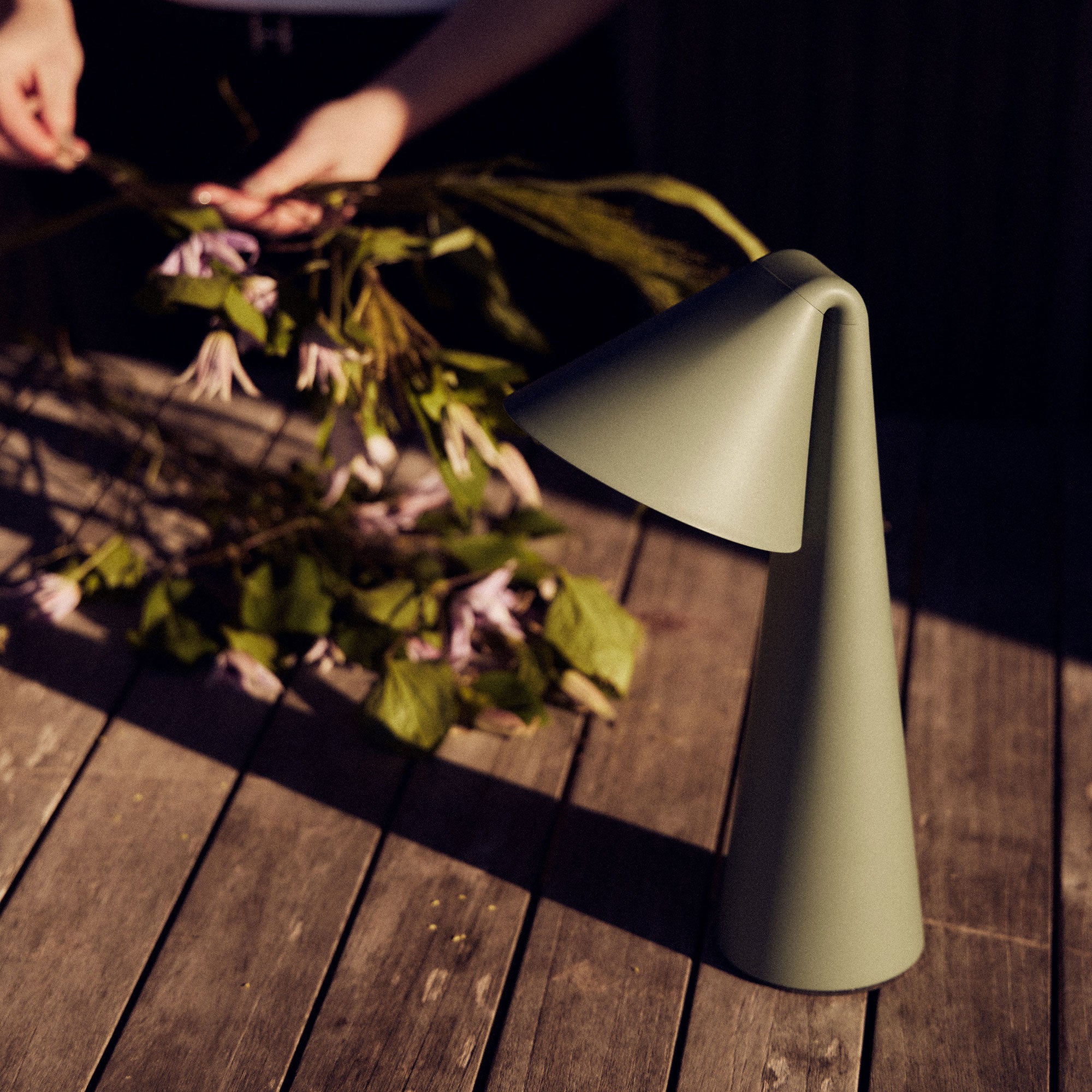 Frandsen - Ami Portable LED Akkuleuchte | sage green