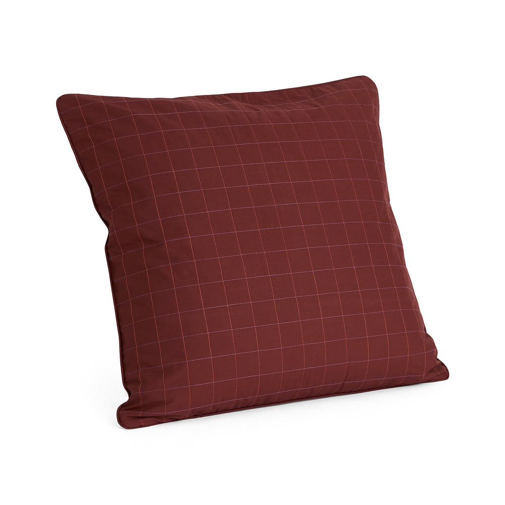 HAY - Dori Kissen | maroon