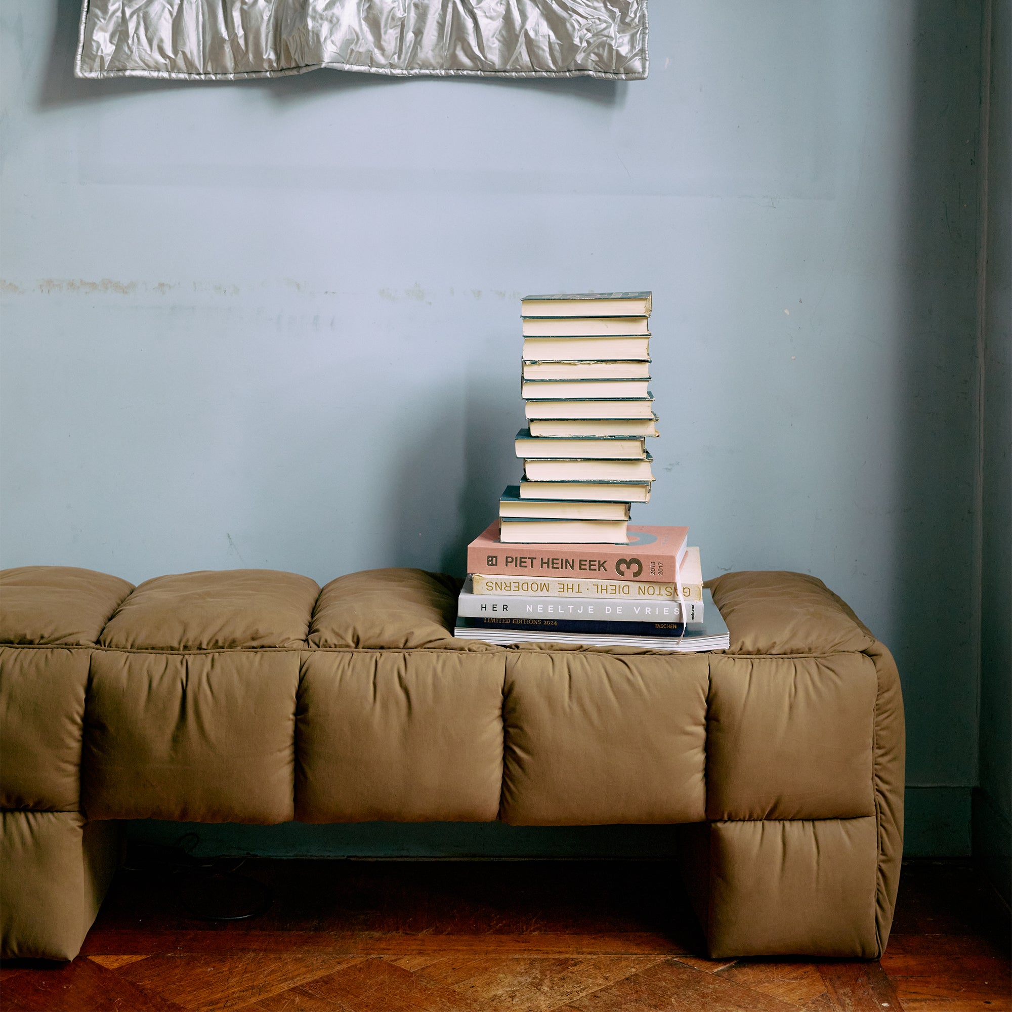 HKliving - Puffy Lobby Bank | olive