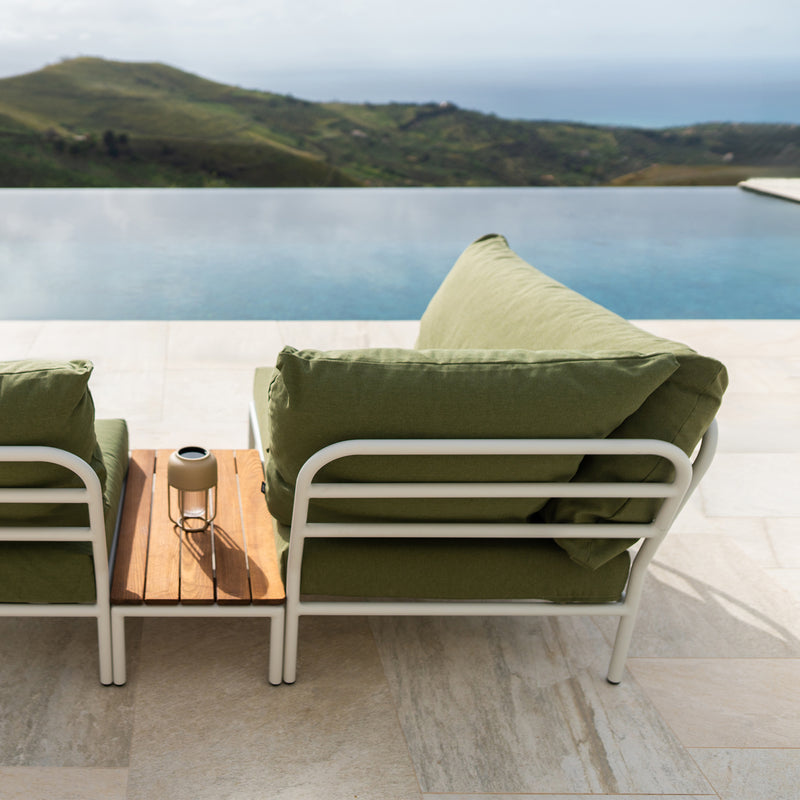 HOUE - Level 2 Sofa