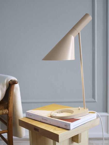 Louis Poulsen - Arne Jacobsen (AJ)