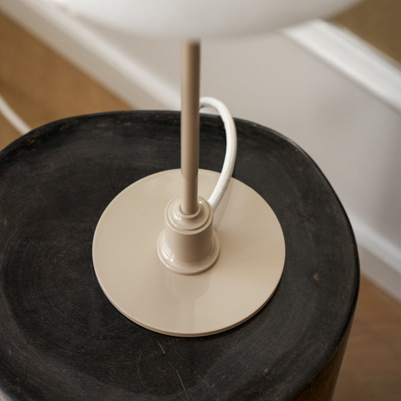 Louis Poulsen - PH 2/1 Tischleuchte | glossy beige