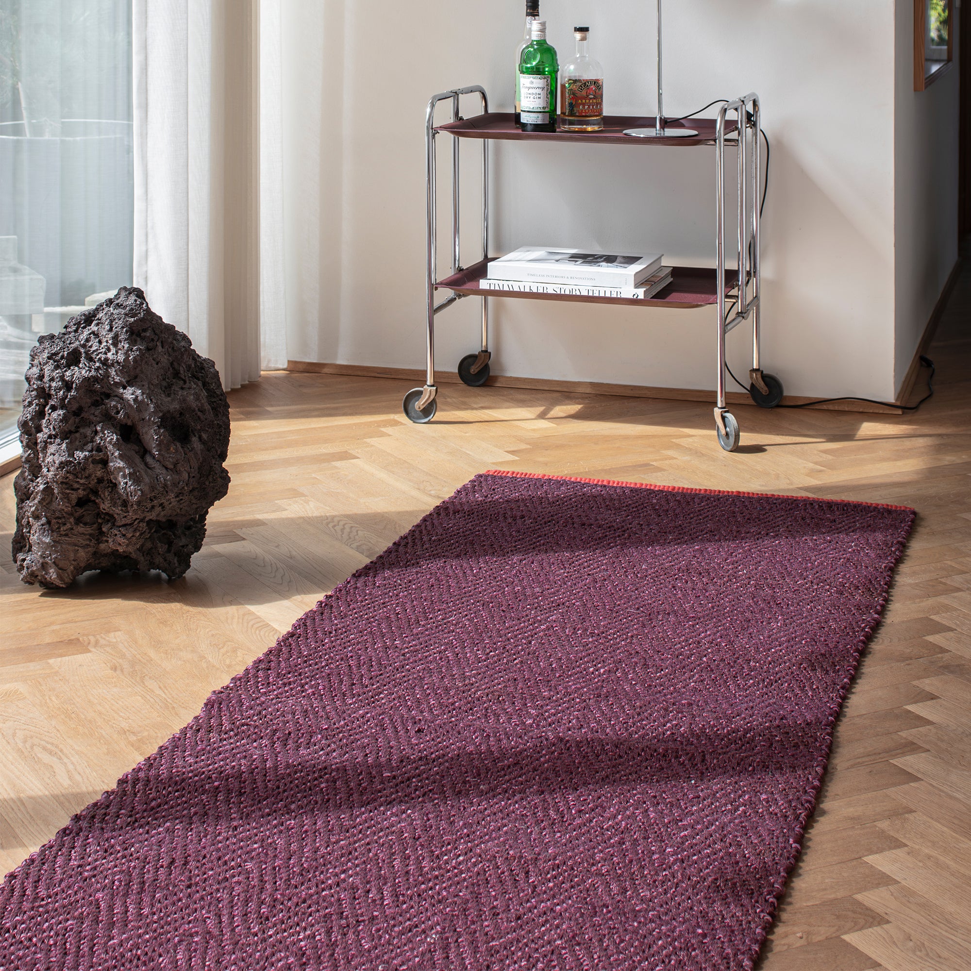 Mette Ditmer - Notes Juteteppich | 80 x 245 cm / wine