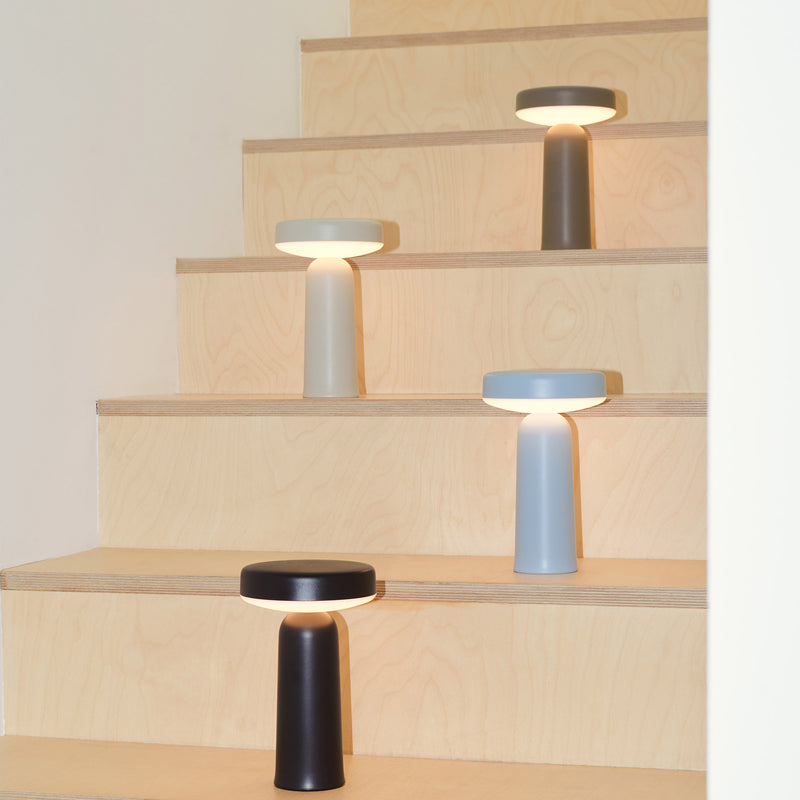 Muuto - Ease Portable LED Outdoor Akkuleuchte