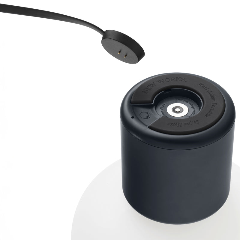 New Works - Karl-Johan Portable LED Tischleuchte