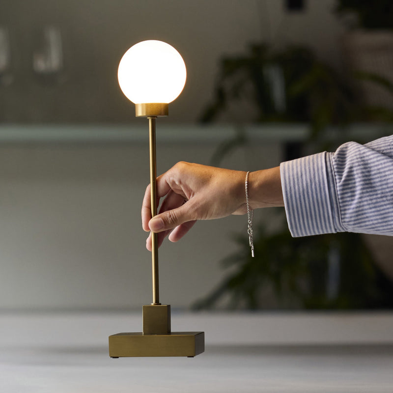 Northern - Snowball LED Tischleuchte mit Akku