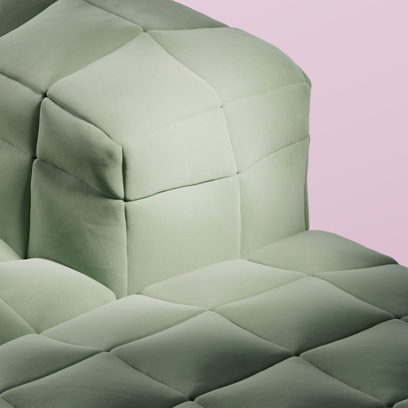 OUT Objekte unserer Tage - Henn Sofa 02