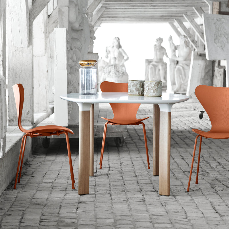 Fritz Hansen - Serie 7 Stuhl Monochrom