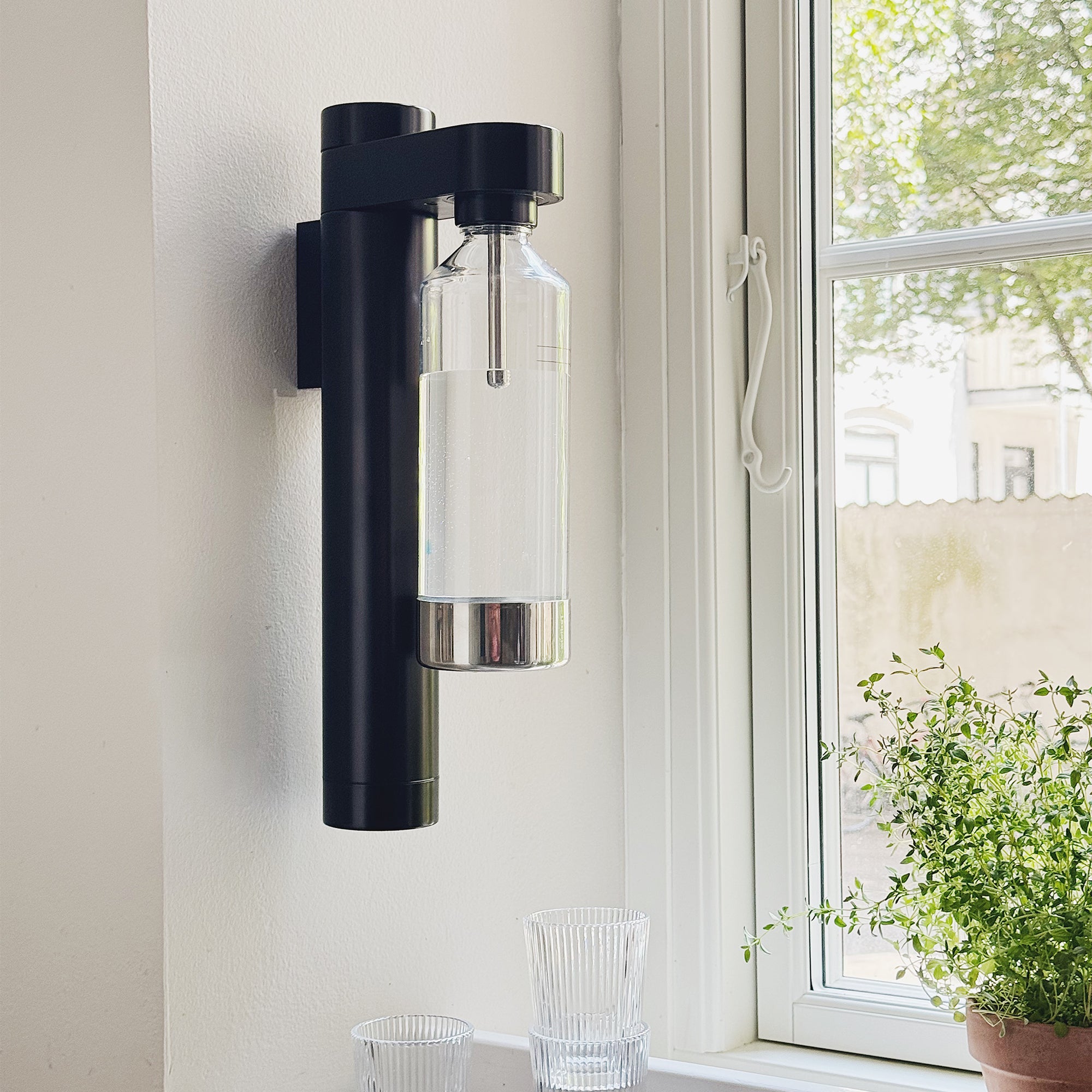 Stelton - Brus Wassersprudler für die Wand | schwarz
