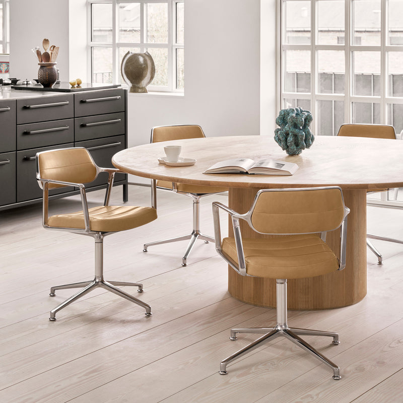Vipp - 453 Swivel Drehstuhl | Gleiter / Leder camel