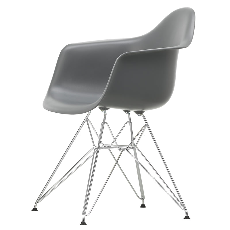 Vitra - Eames Plastic Armchair DAR RE | Filzgleiter basic dark / granitgrau RE / verchromt