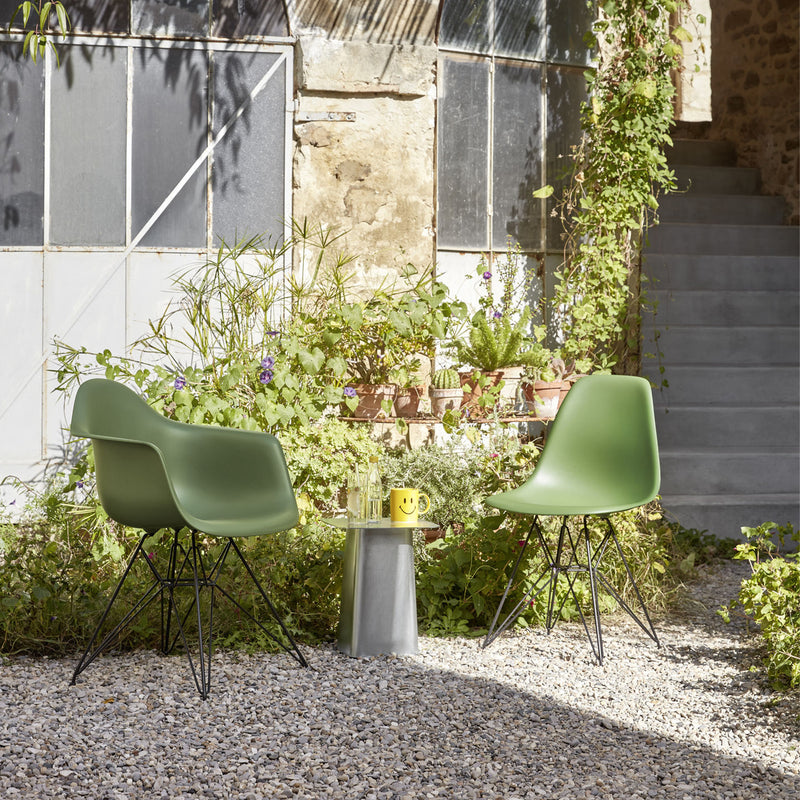 Vitra - Eames Plastic Armchair DAR RE