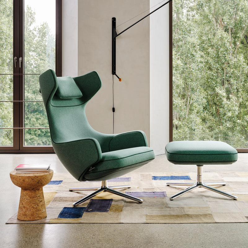 Vitra - Grand Repos Sessel und Ottoman