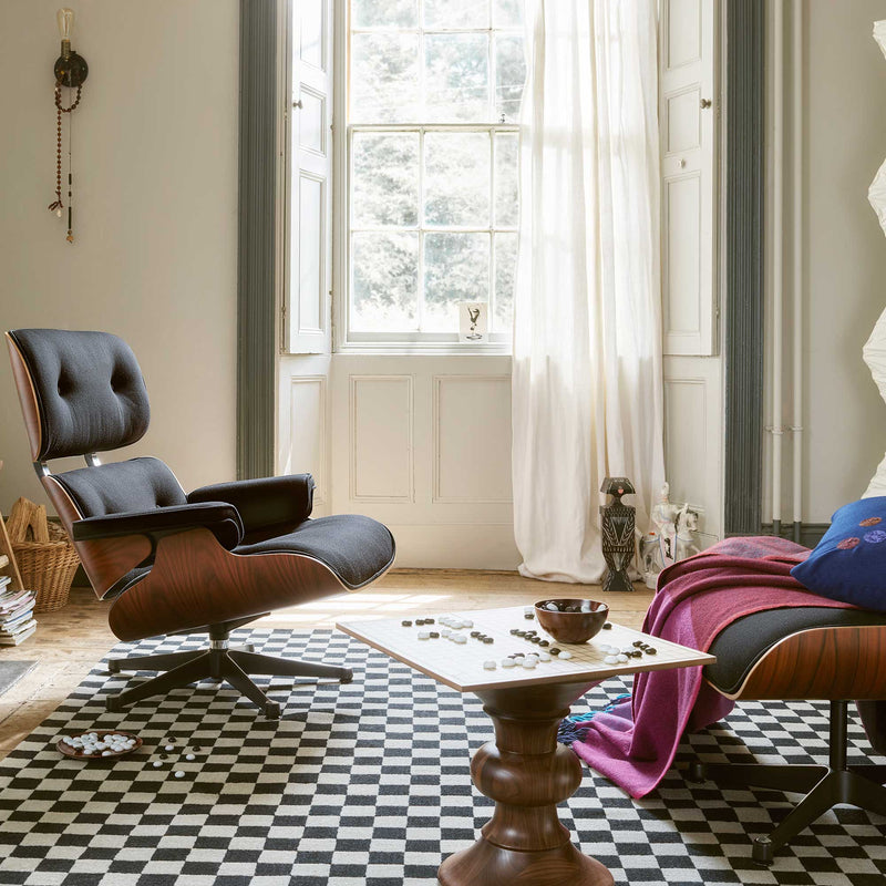 Vitra - Lounge Chair &amp; Ottoman