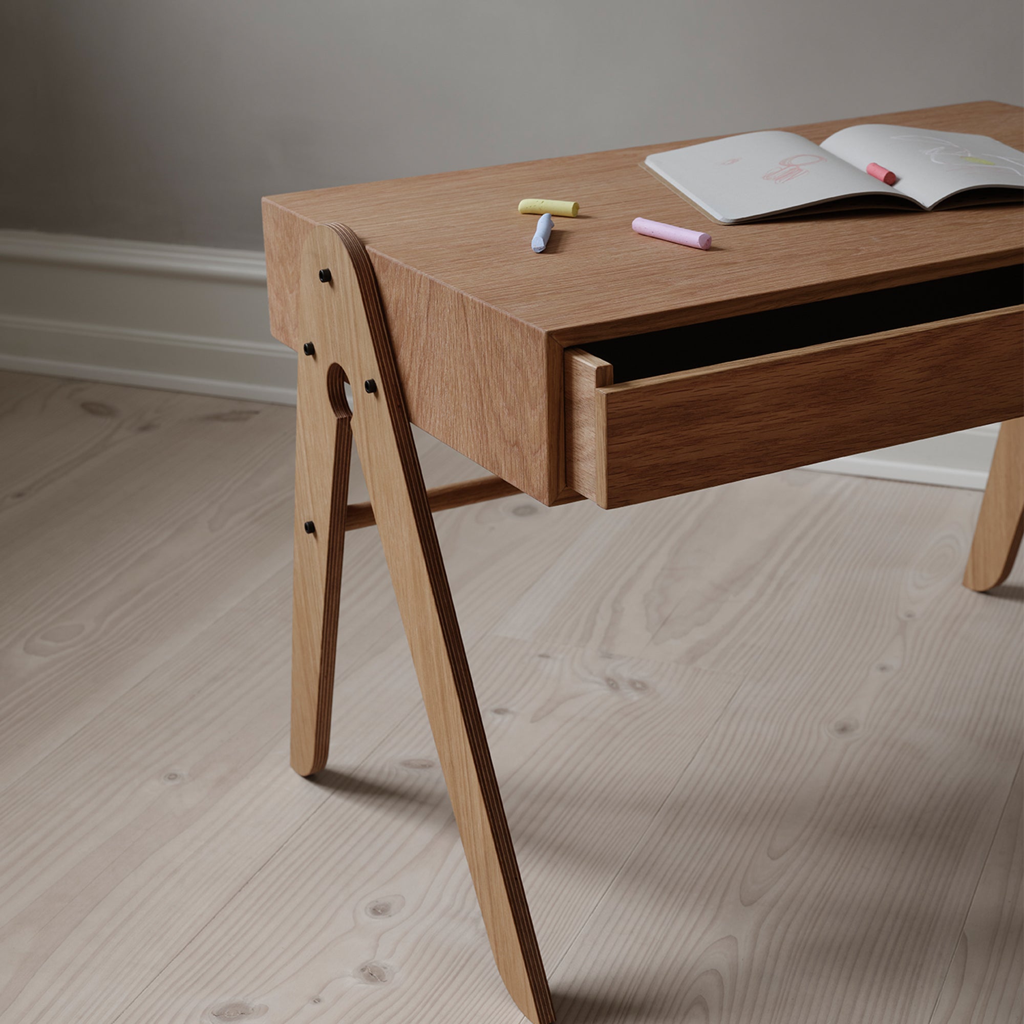 We Do Wood - Geo's Table