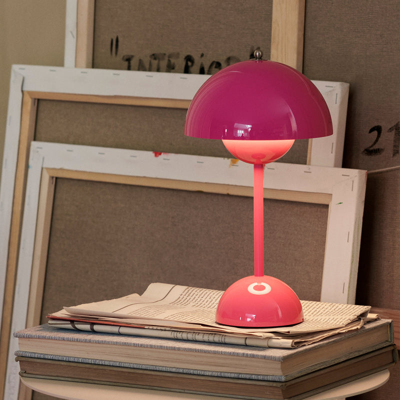 &amp;Tradition - Flowerpot Akku Tischleuchte VP9 | tangy pink