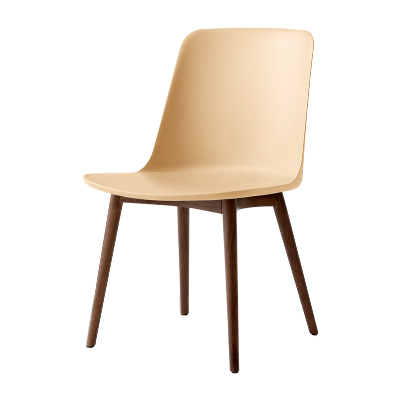 &amp;Tradition - Rely Side Chair HW71 | beige / Walnuss