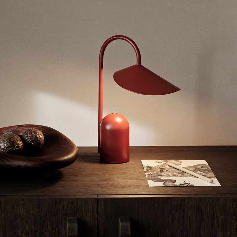 Ferm Living - Arum Akku LED-Tischleuchte