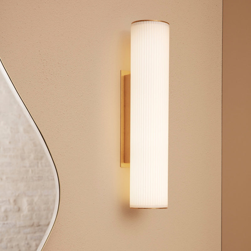 Ferm Living - Vuelta LED Tischleuchte