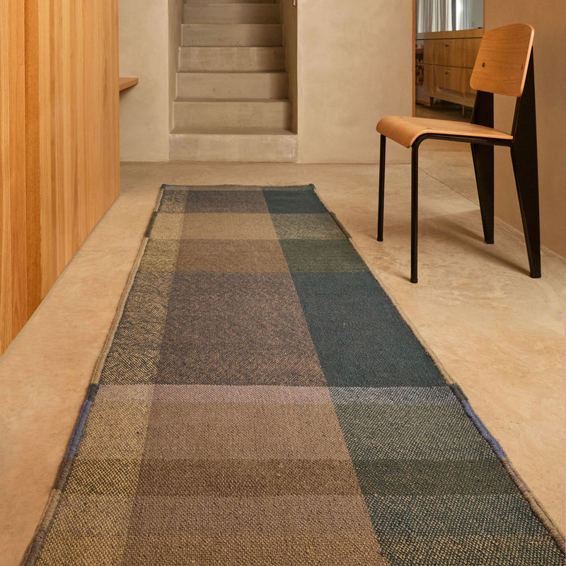nanimarquina - Nuance Wollteppich | 80 x 240 cm / denim